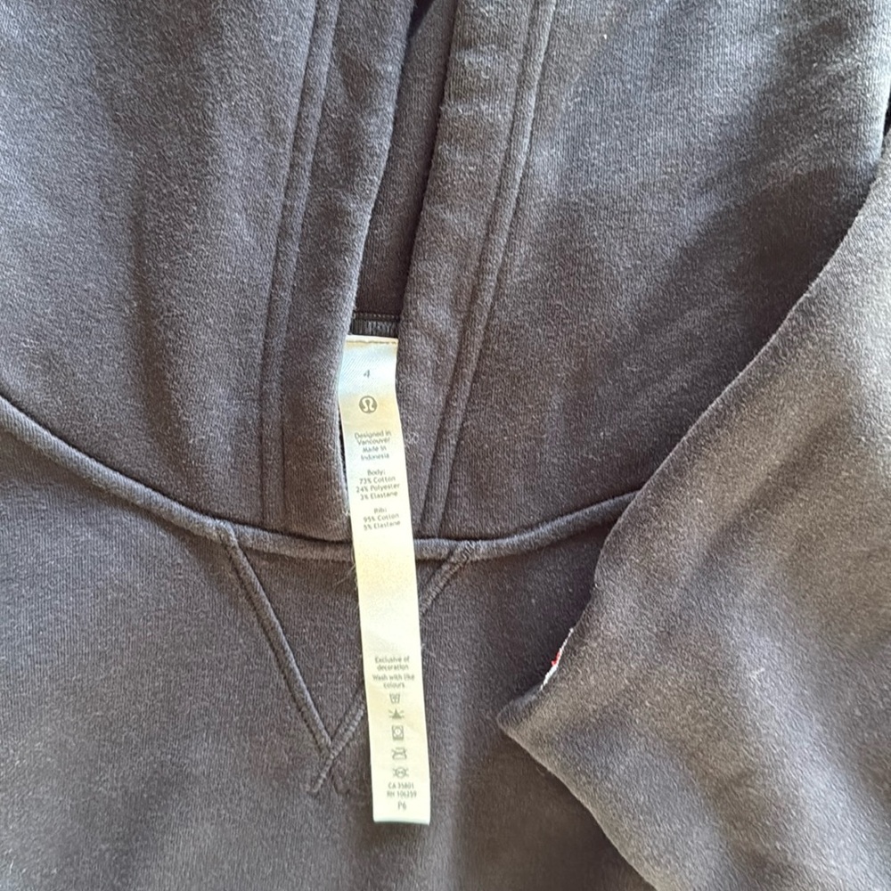 Lululemon Women’s All Yours Black hoodie sweatshirt size 4 - Picture 7 of 7